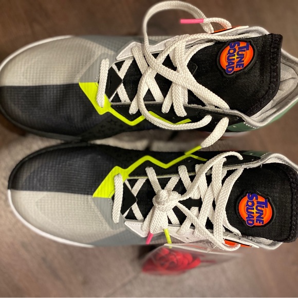 Brand new Lebrun James XVIII Low! Space Jam Edition sz 10.5 - Picture 5 of 14